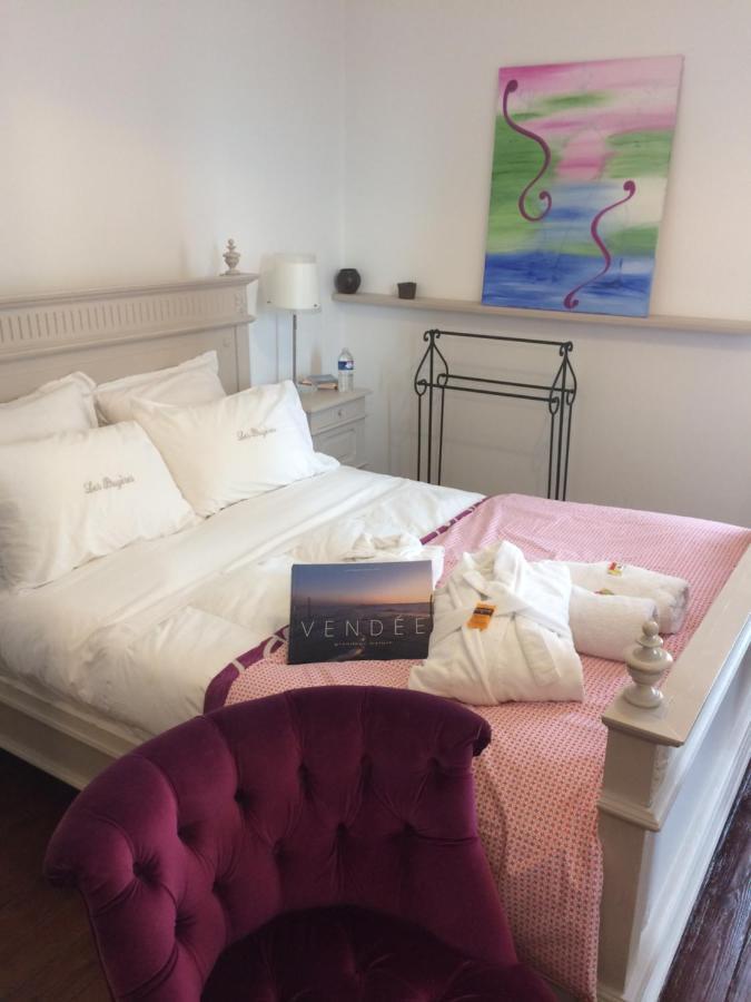 Les Bruyeres Bed and Breakfast Les Sables-dʼOlonne Εξωτερικό φωτογραφία